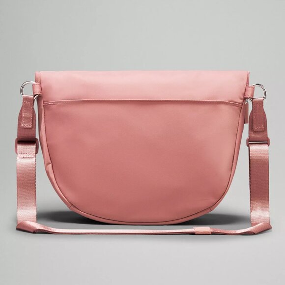 Lululemon All Night Festival Bag 5L - Color: Spiced Chai (One Size) - Picture 7 of 13